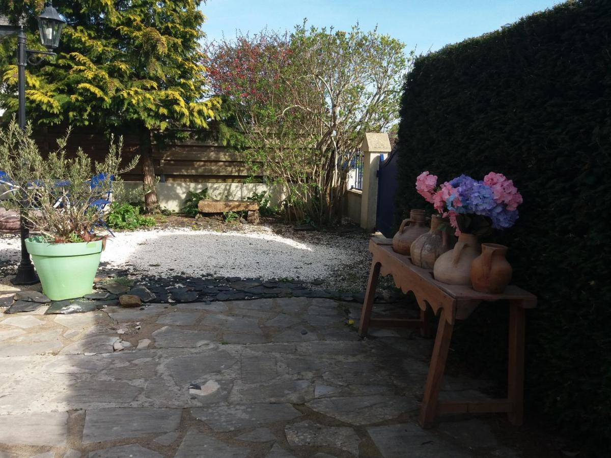 La Bohalle Les Mouettes 1 Gite Ou 4 Chambres D Hote, Jardin ,Bords De Loire מראה חיצוני תמונה